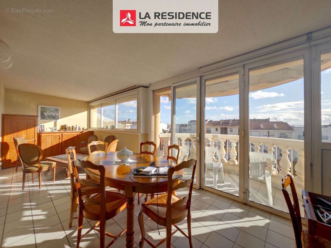 Appartement à FREJUS