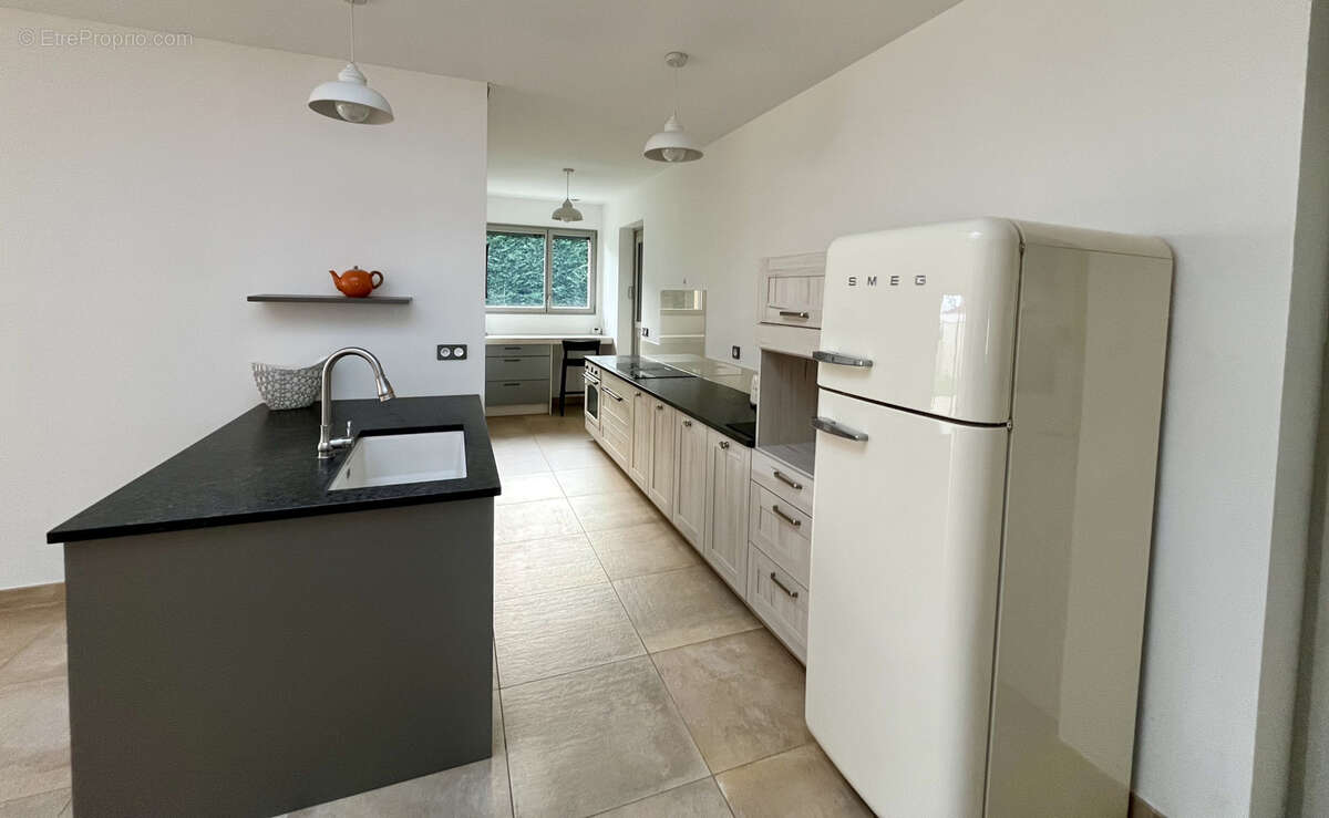 Maison à CHATILLON-SUR-CHALARONNE