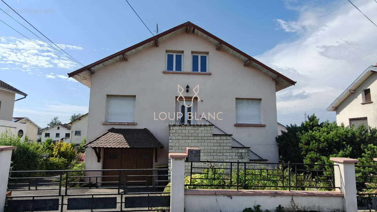 Maison à EXINCOURT