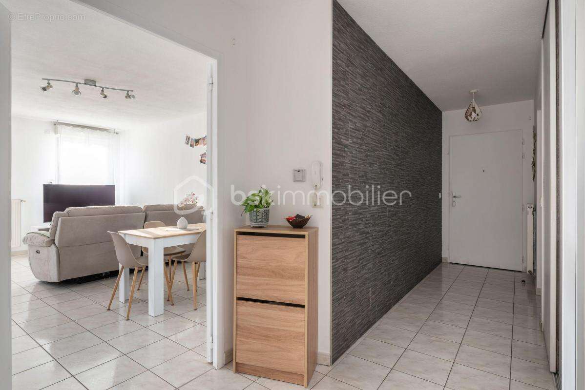 Appartement à ECHIROLLES