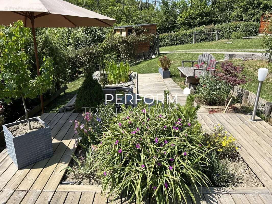 Maison à SAINT-MARTIN-D&#039;URIAGE