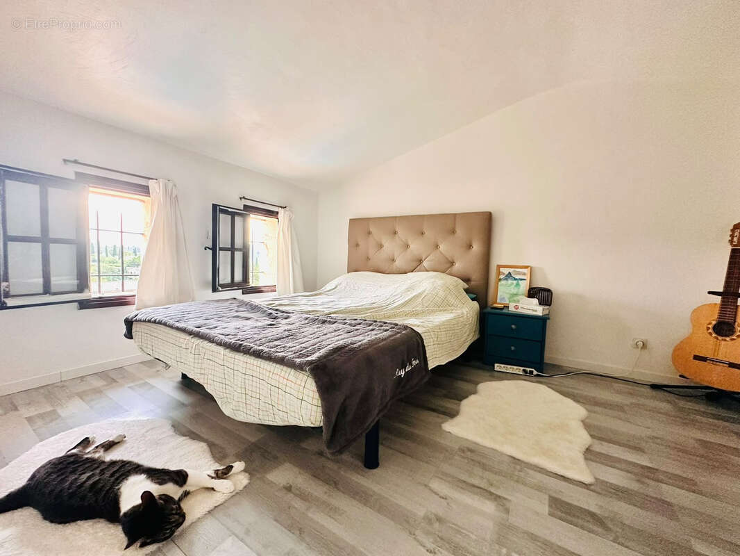 Appartement à PEYMEINADE