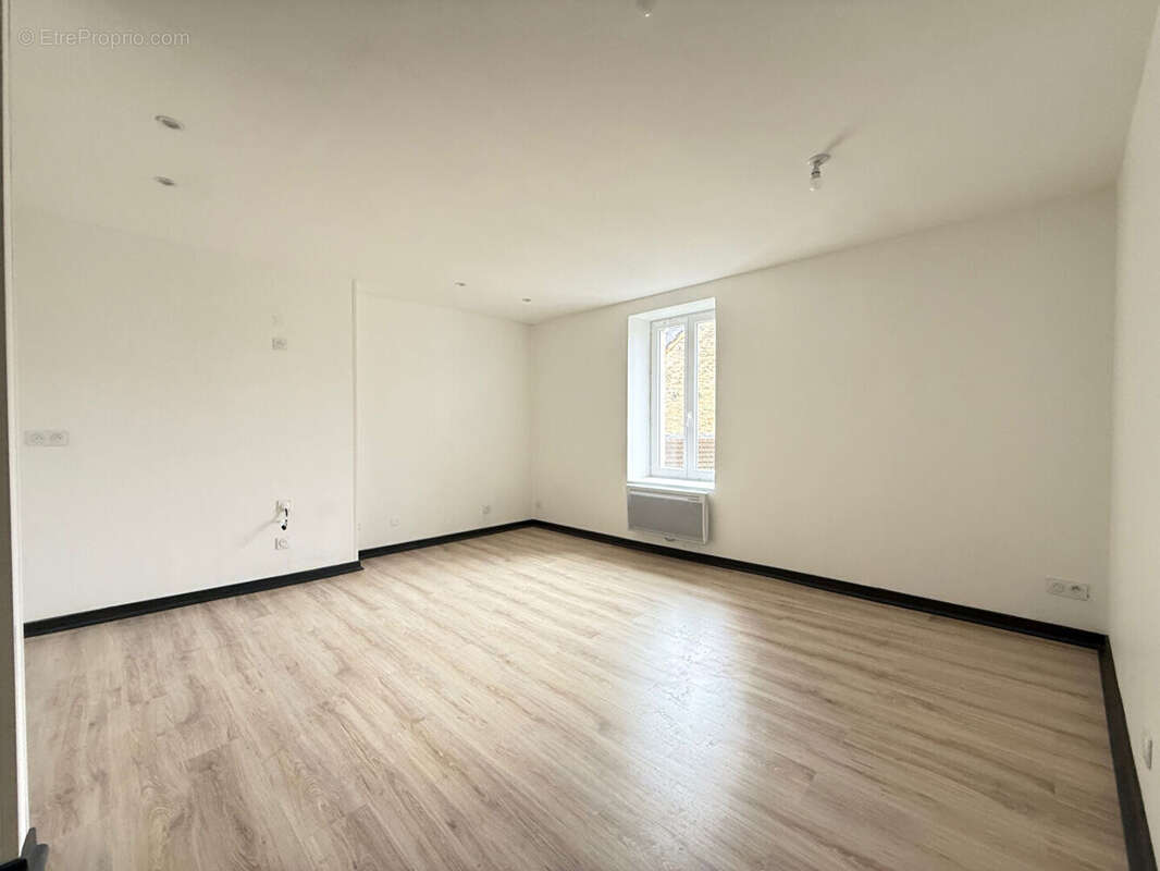 Appartement à LONS-LE-SAUNIER