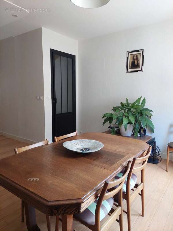 Maison à MONTESQUIEU-VOLVESTRE