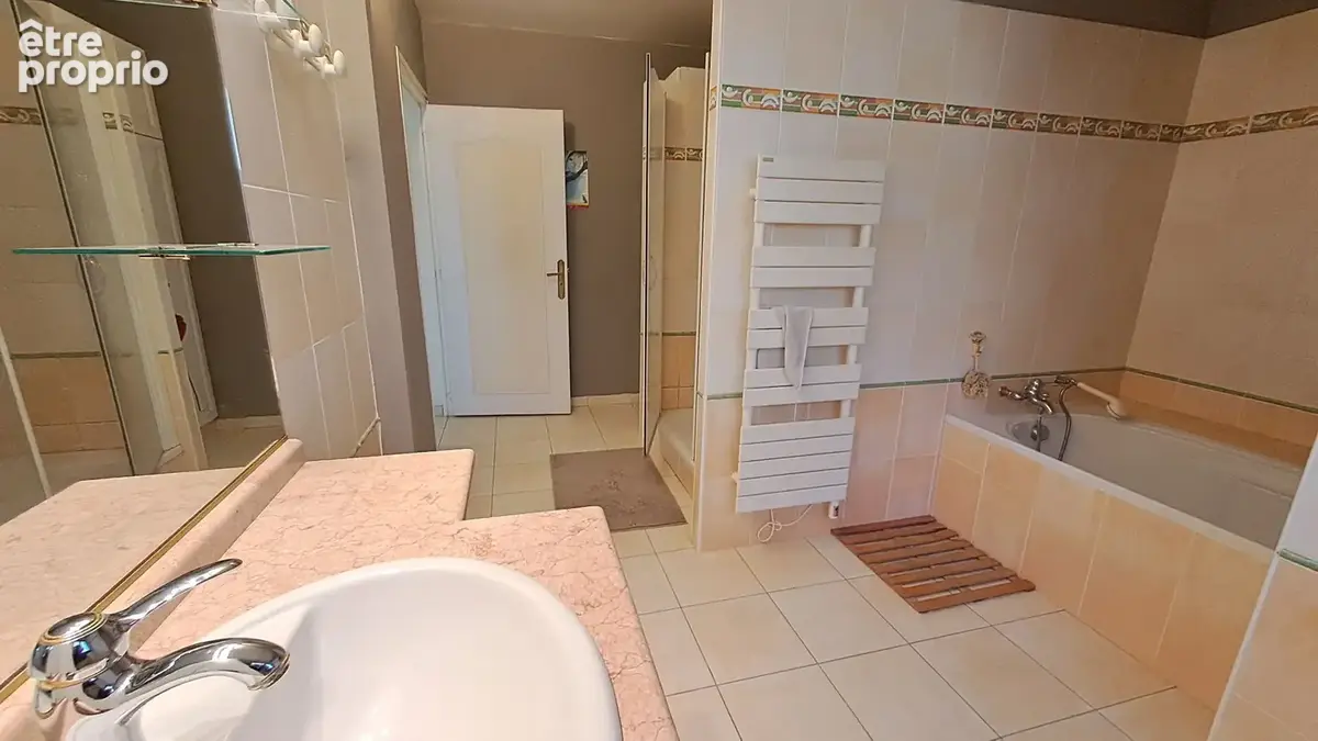 Maison de 8 pièces, 5 chambres, 220 m² - photo 10