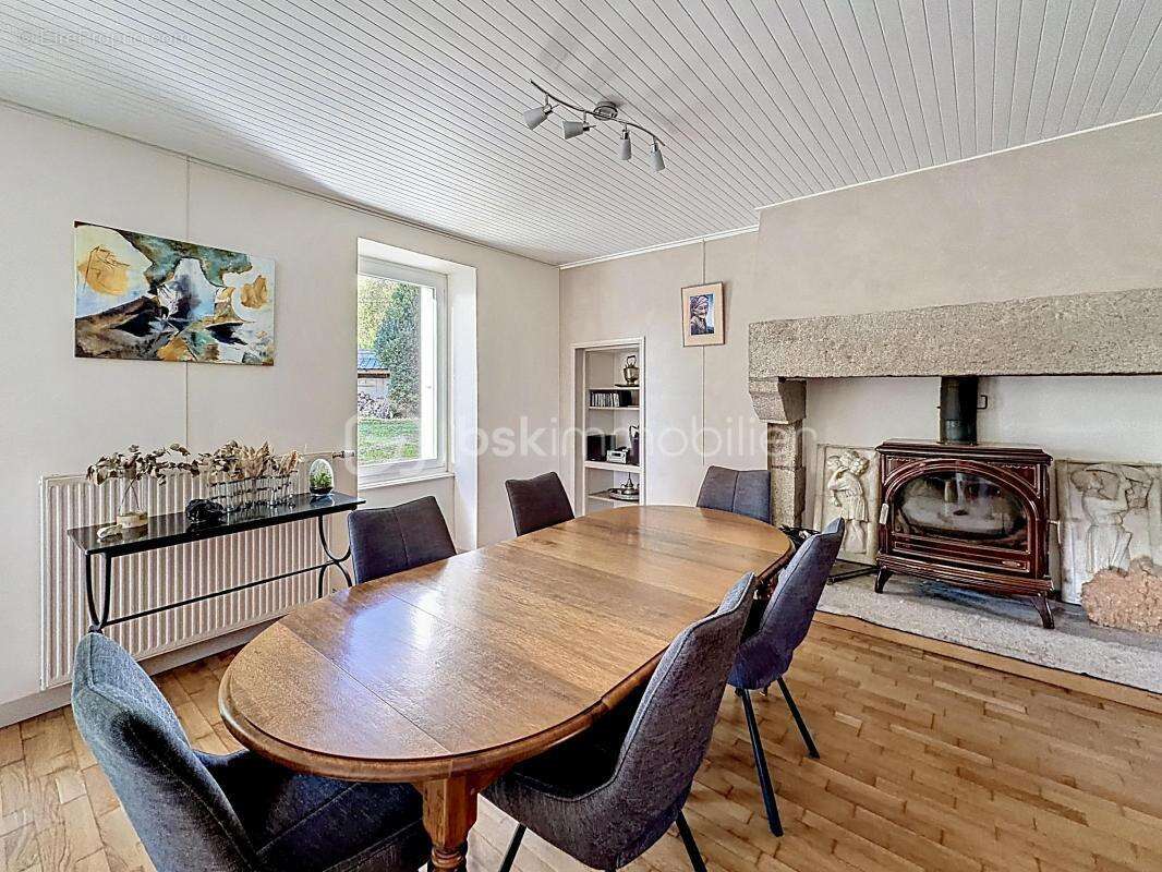 Maison à LANDIVISIAU