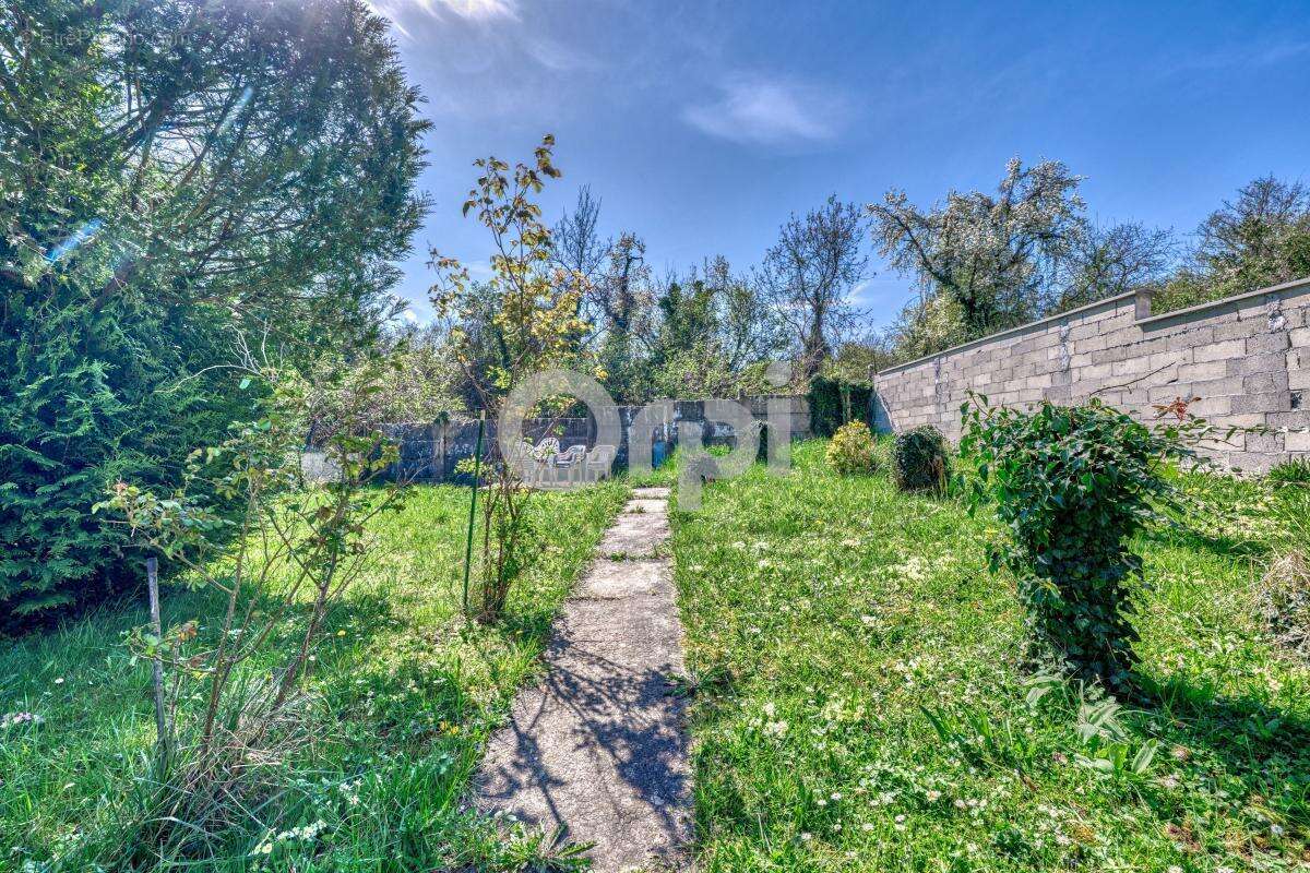 Maison à VILLEMOMBLE