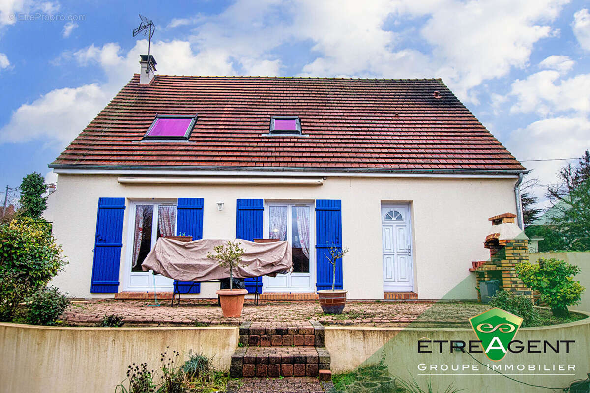 Maison à SAINT-OUEN-L'AUMONE