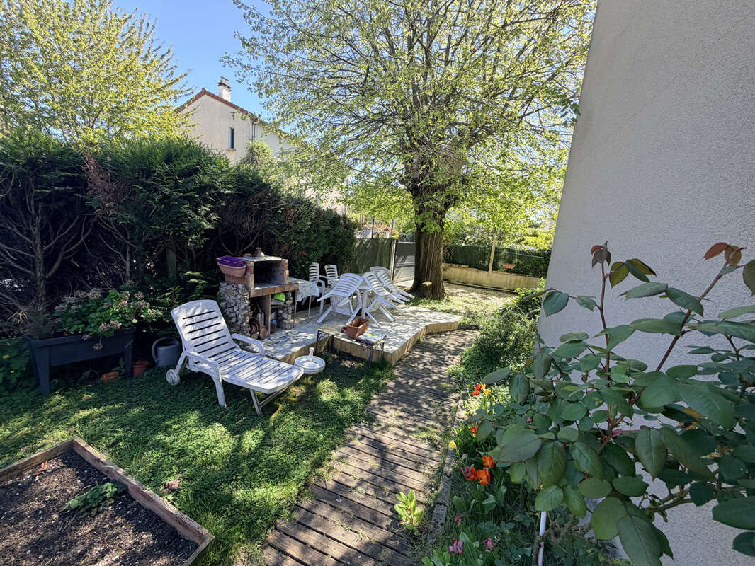 Maison à CHAMPIGNY-SUR-MARNE