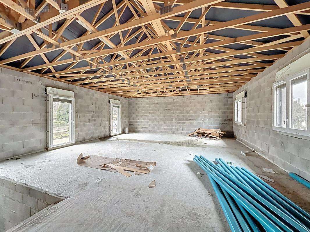 Maison à LOIRE-SUR-RHONE