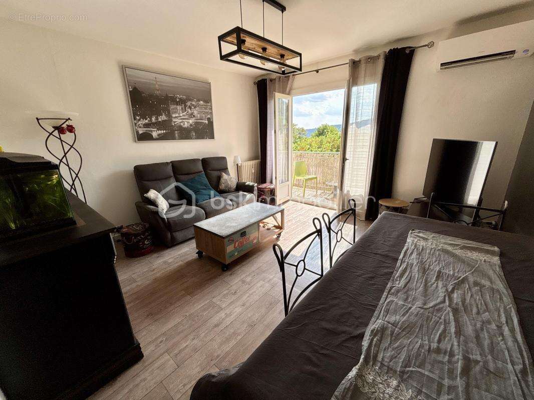 Appartement T3 de 60 m² avec garage à Draguignan - photo 2