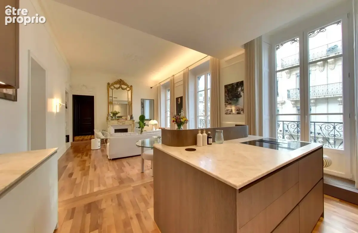 Appartement 5 pièces 96 m² à vendre à Grenoble (38000) - photo 2