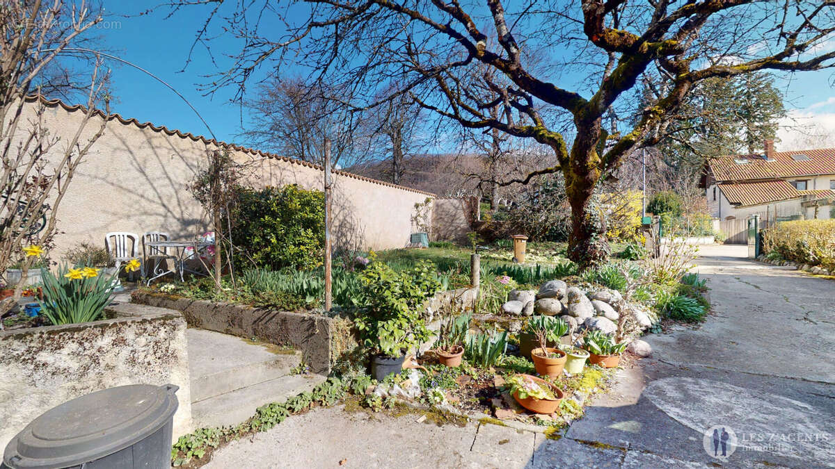 Maison à CHAMPAGNIER