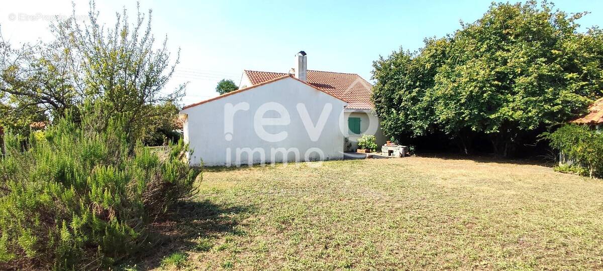 Maison à LA CHEVROLIERE