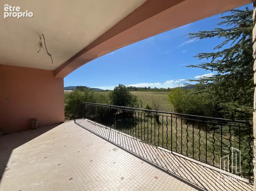Maison entièrement rénovée de 106 m2 à Colombier-le-Vieux - photo 6