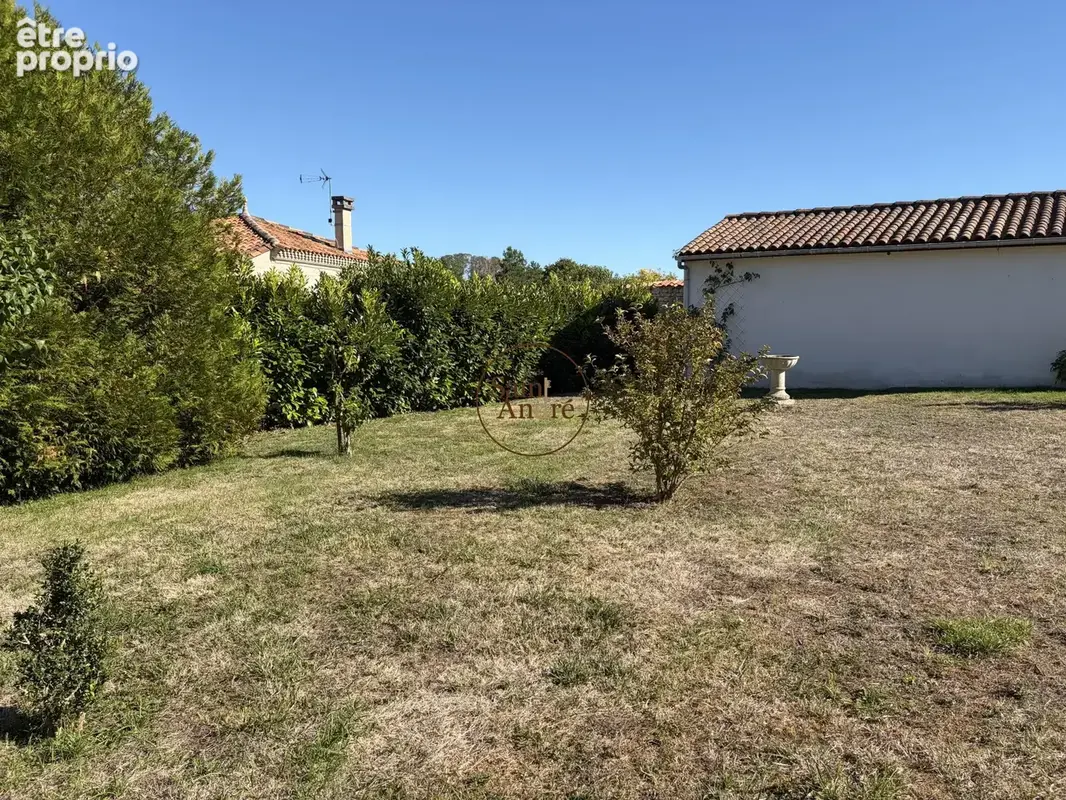 Maison 6 pièces 177 m² à vendre à Anville (16170) - photo 2