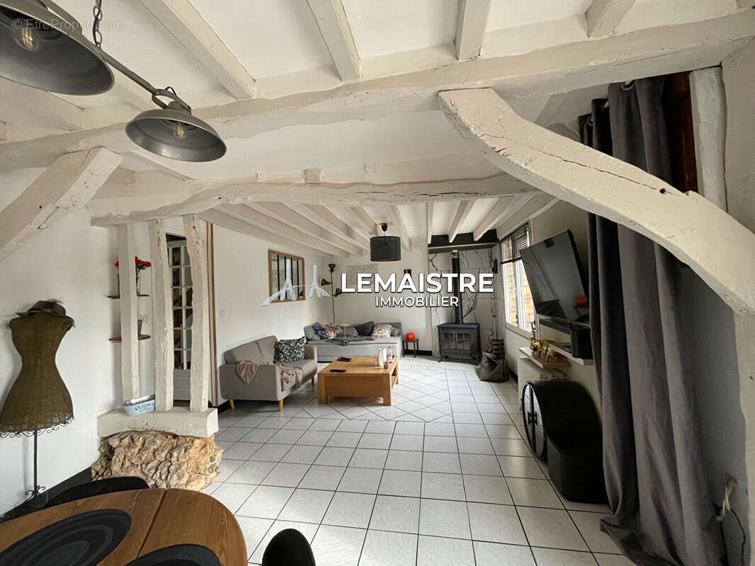 Maison à LIMPIVILLE