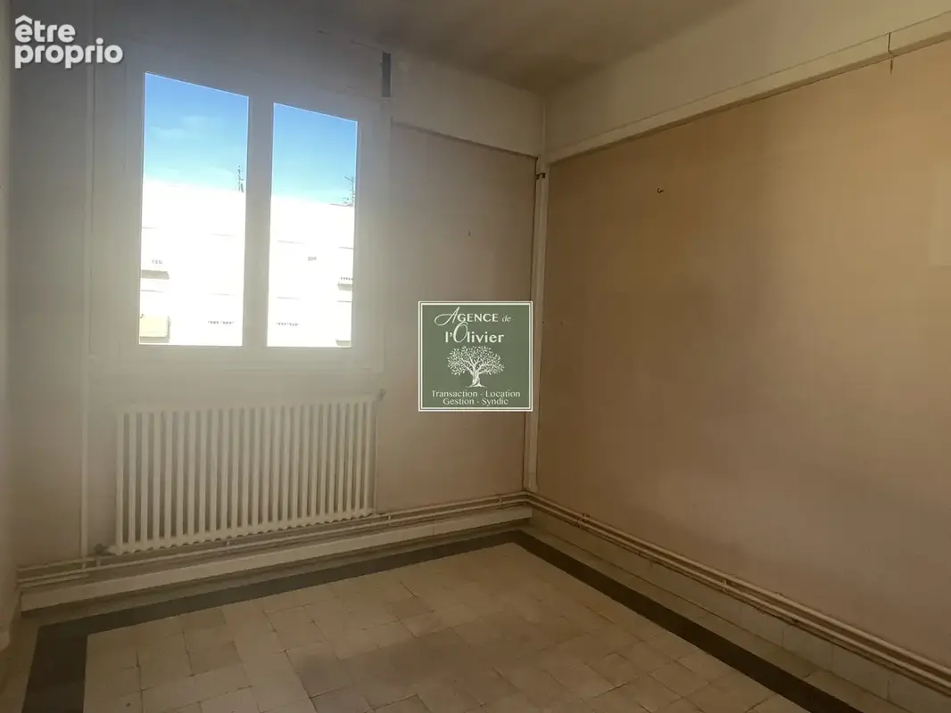 TRINQUETAILLE - Appartement de 88m2 avec deux balcons et deux caves - photo 6