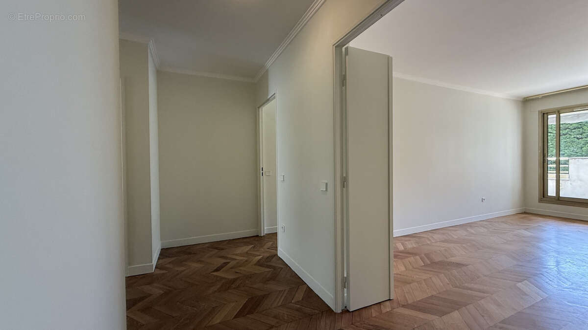 Appartement à LEVALLOIS-PERRET