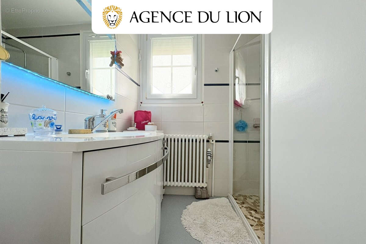 Maison à MESNIL-SUR-L'ESTREE