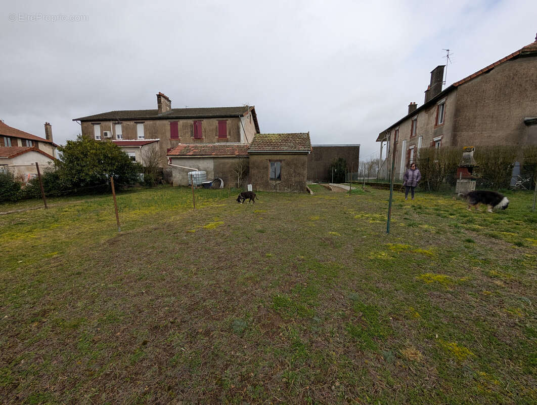 Maison ouvrière de caractère avec garage et jardin privatif - photo 14