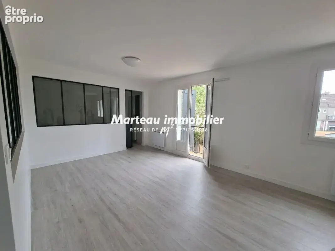 Maison à SAINT-PAVACE
