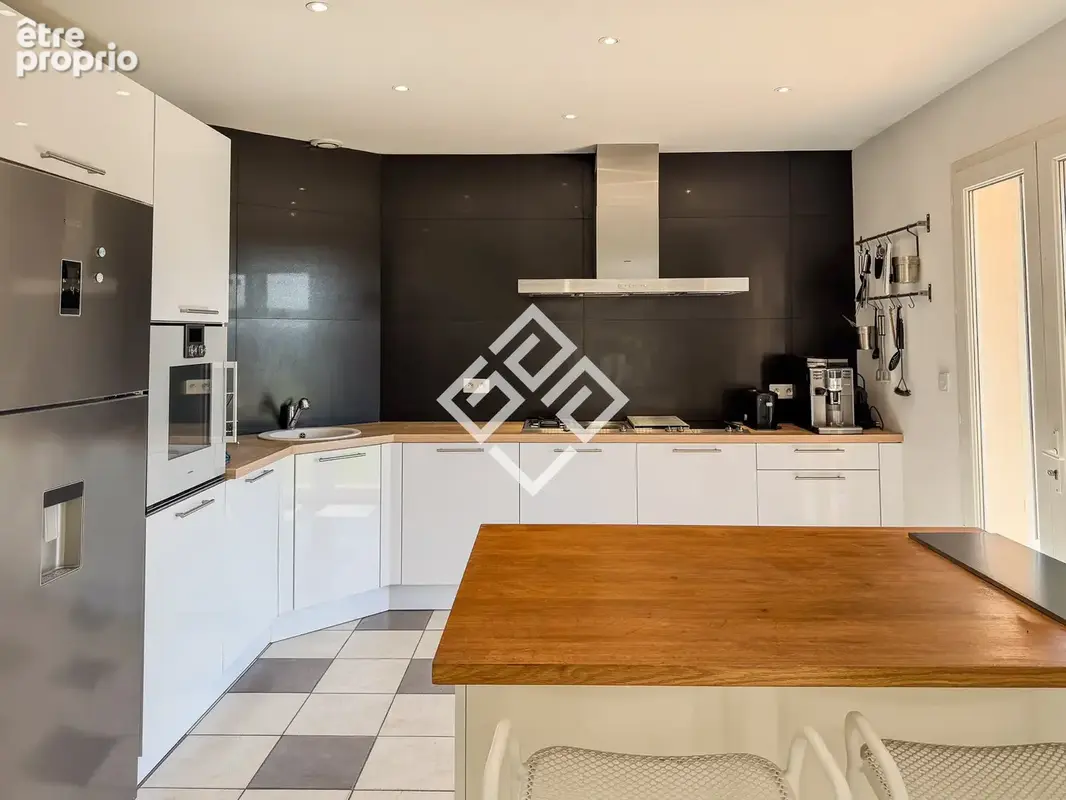 Maison de prestige- 205 m2- 5 pièces - photo 15