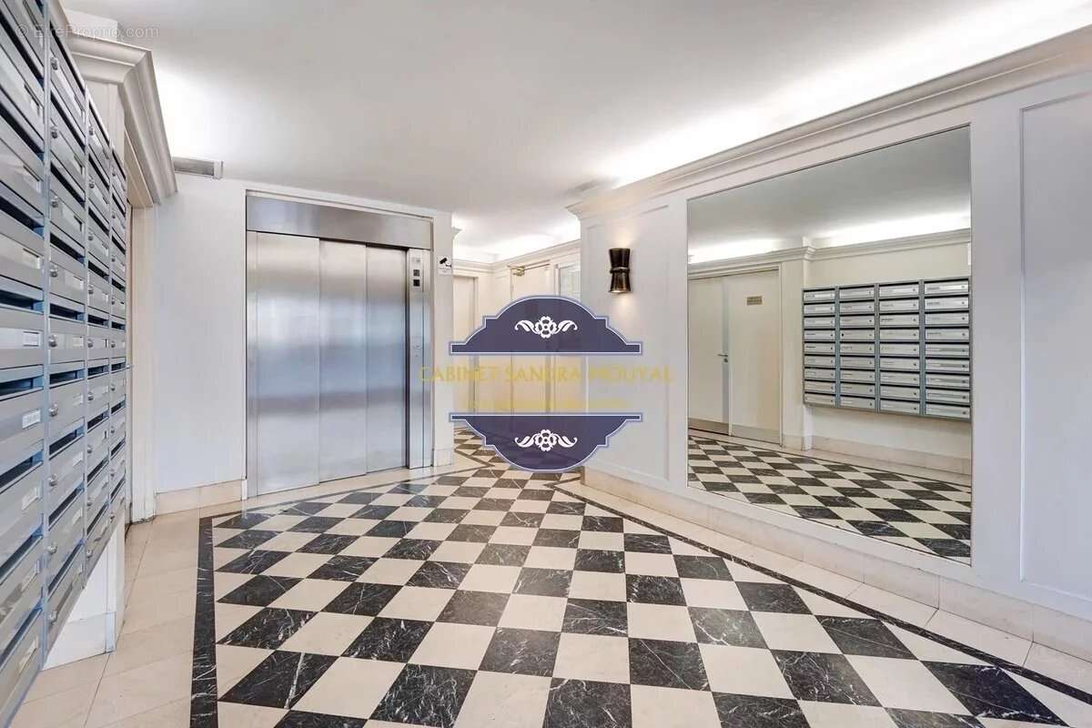 Appartement à PARIS-3E