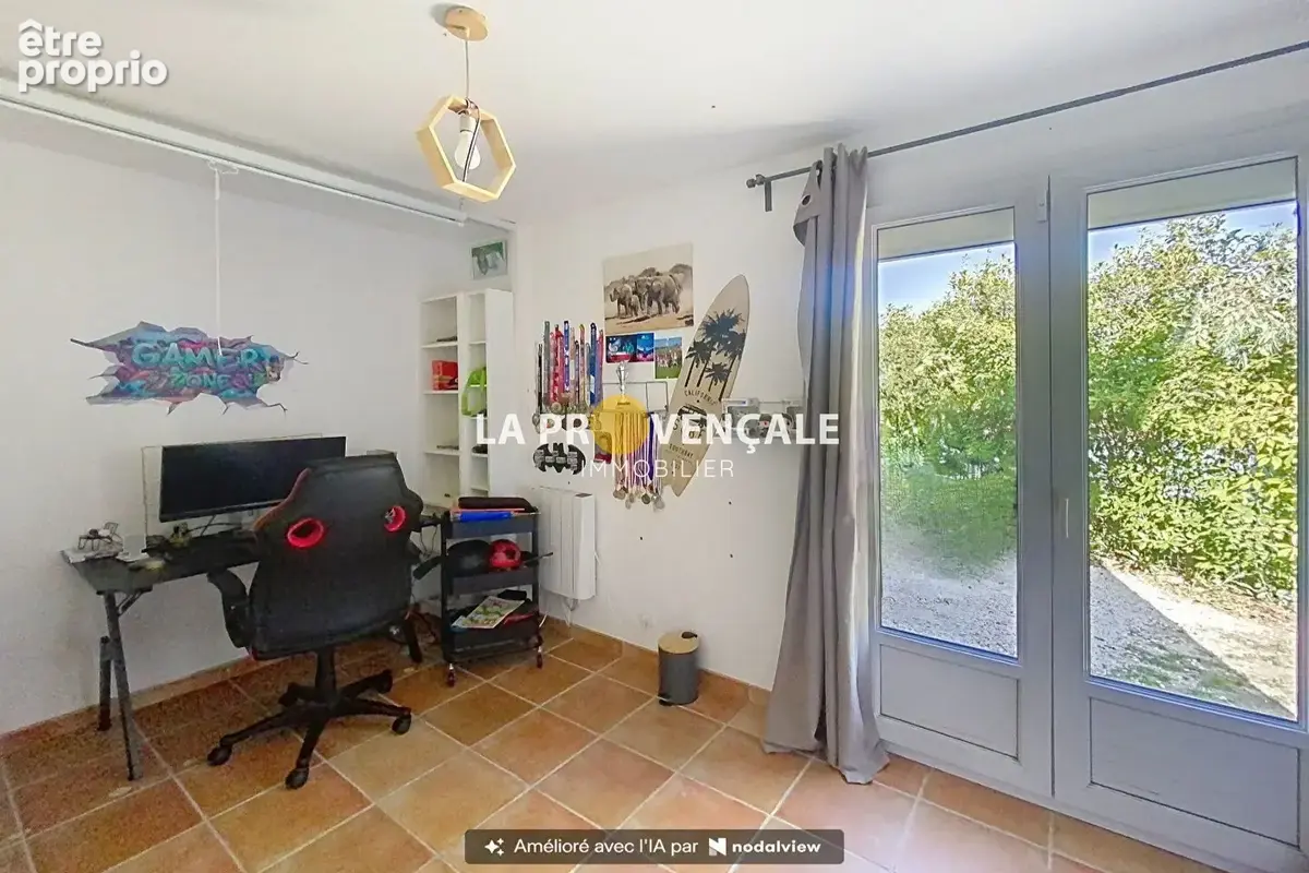 Maison 6 pièces 144 m² à vendre à Greasque (13850) - photo 9