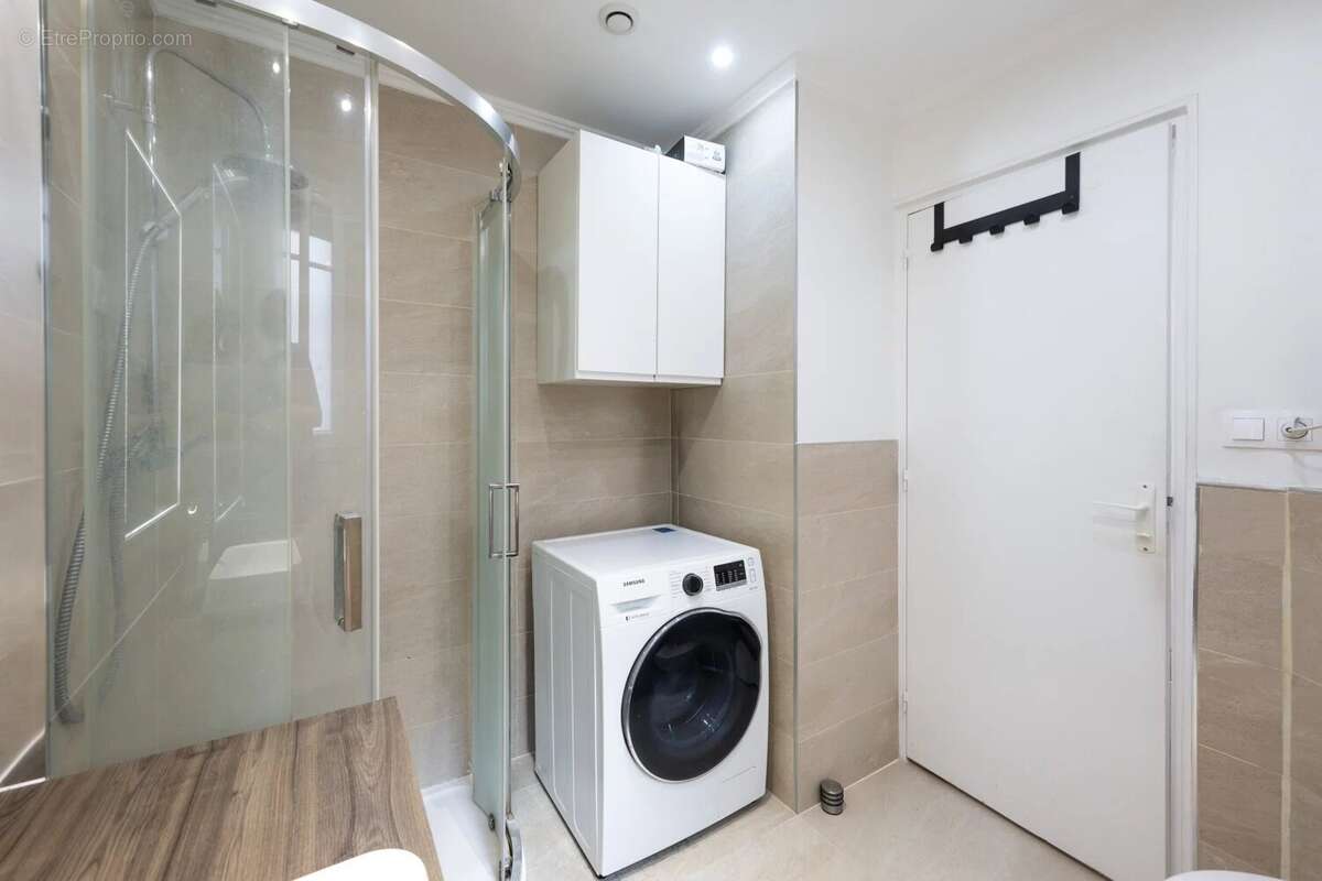 Appartement à PARIS-11E