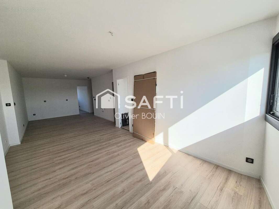 Photo 2 - Appartement à LANDIVISIAU