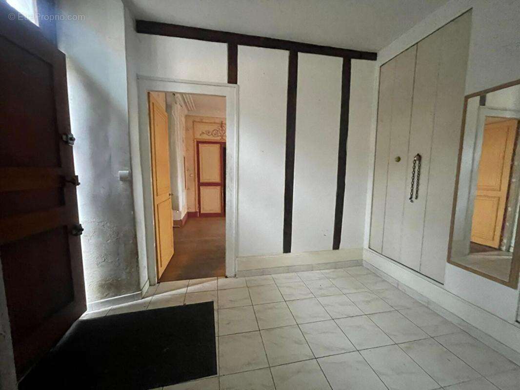 Maison à ETAMPES