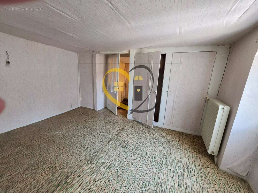 Maison avec dépendances et fort potentiel – Henrichemont - photo 29