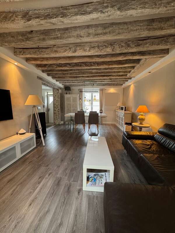 Maison à BRUYERES-LE-CHATEL