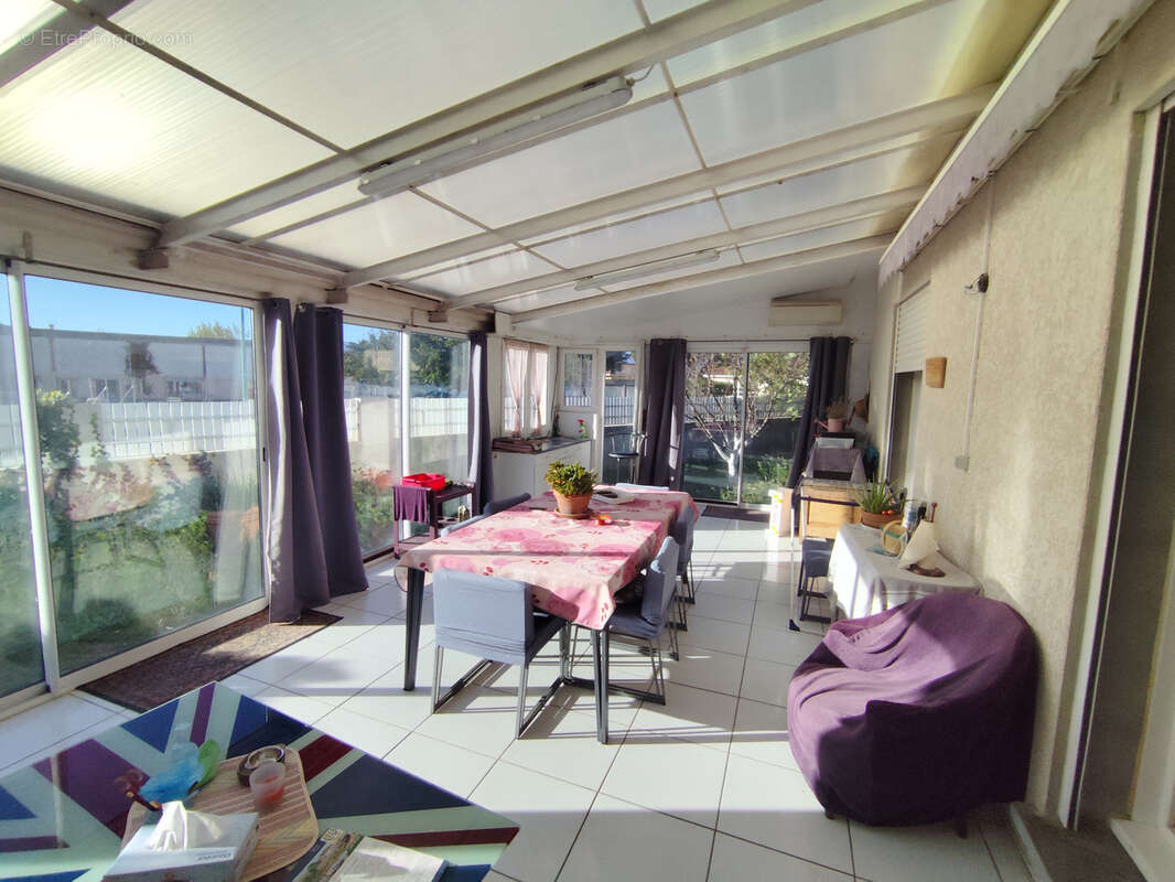 Maison à SAINT-JEAN-LASSEILLE