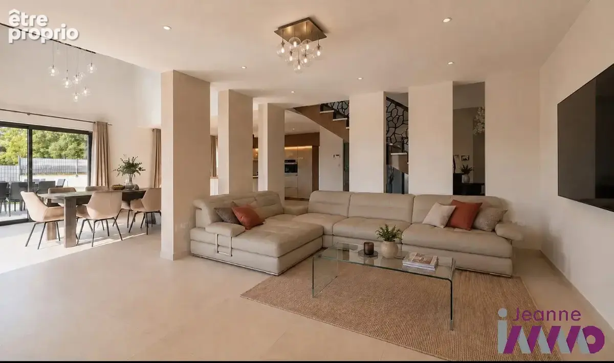 Maison 9 pièces 235 m² à vendre à Belfort (90000) - photo 2