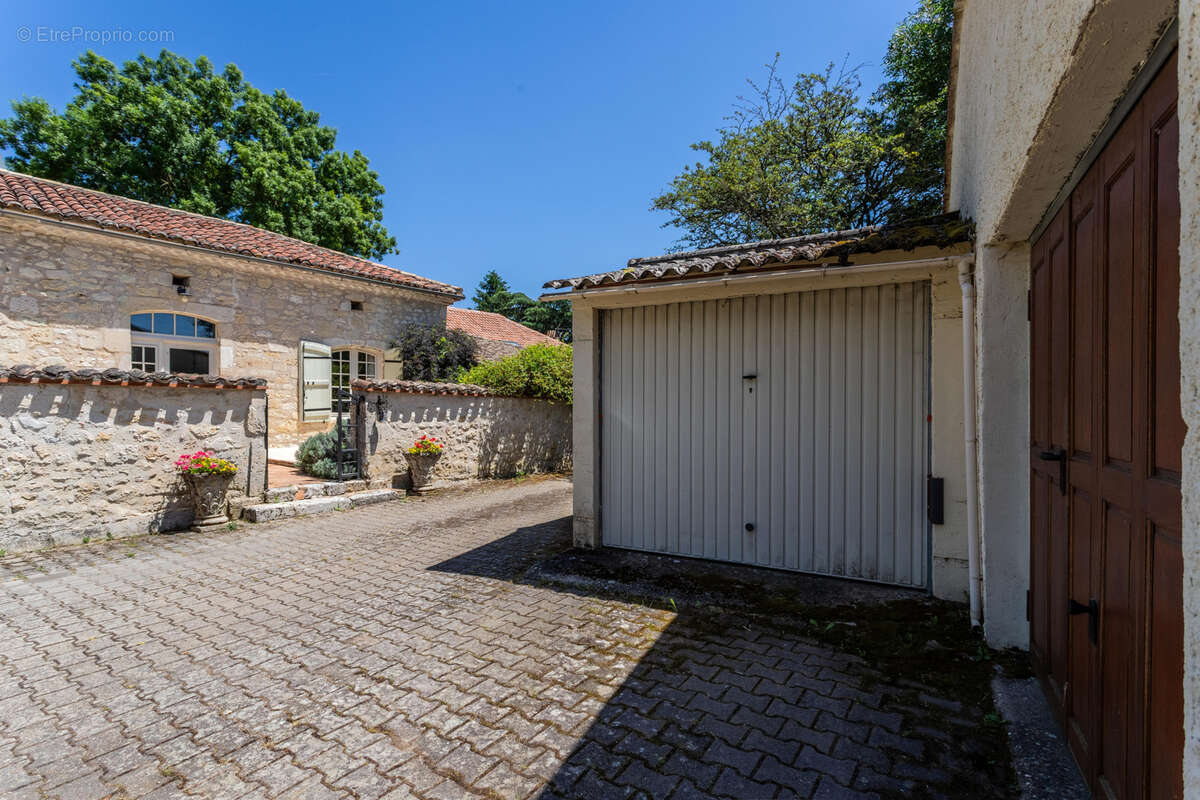 Maison à BOURG-DE-VISA