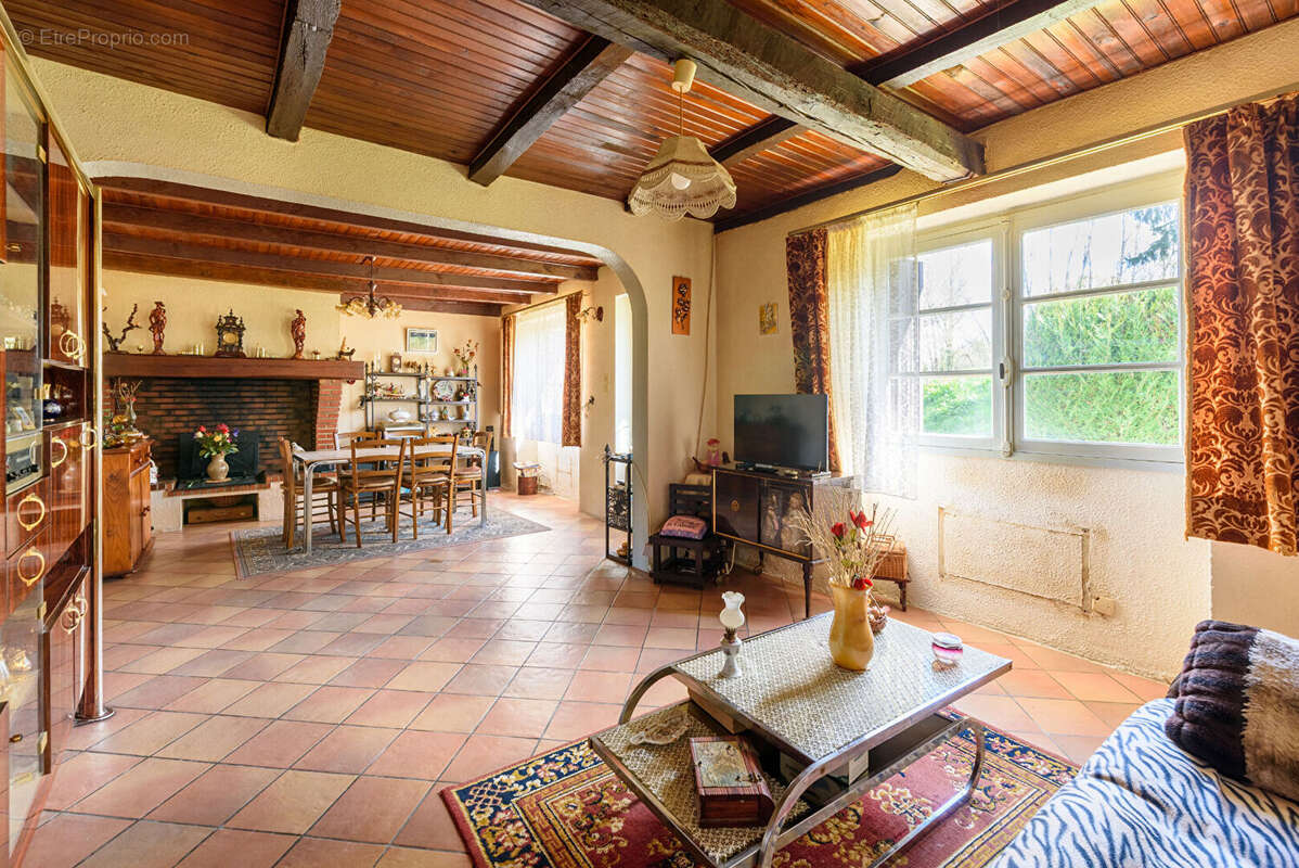 Maison à AMOU