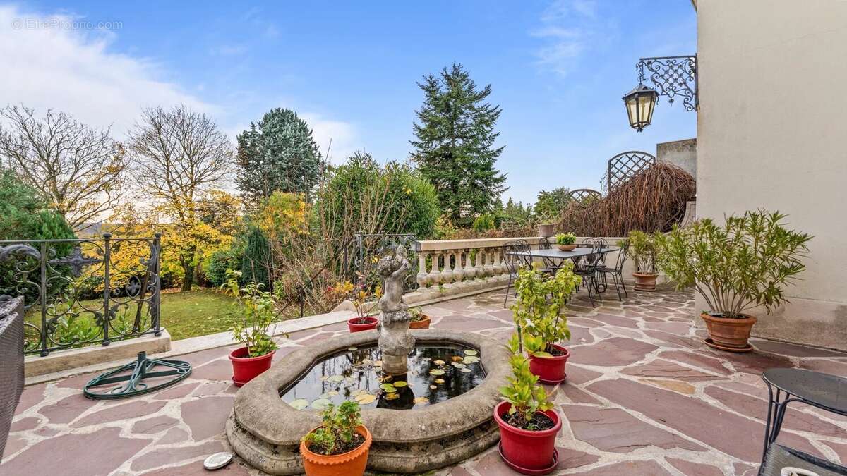 Maison à SAINT-CLOUD