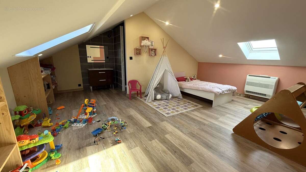 Maison 107 m² à Mantes-La-Jolie  - photo 9