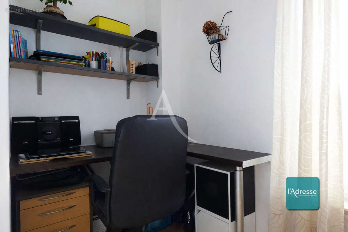 Appartement à CHARENTON-LE-PONT