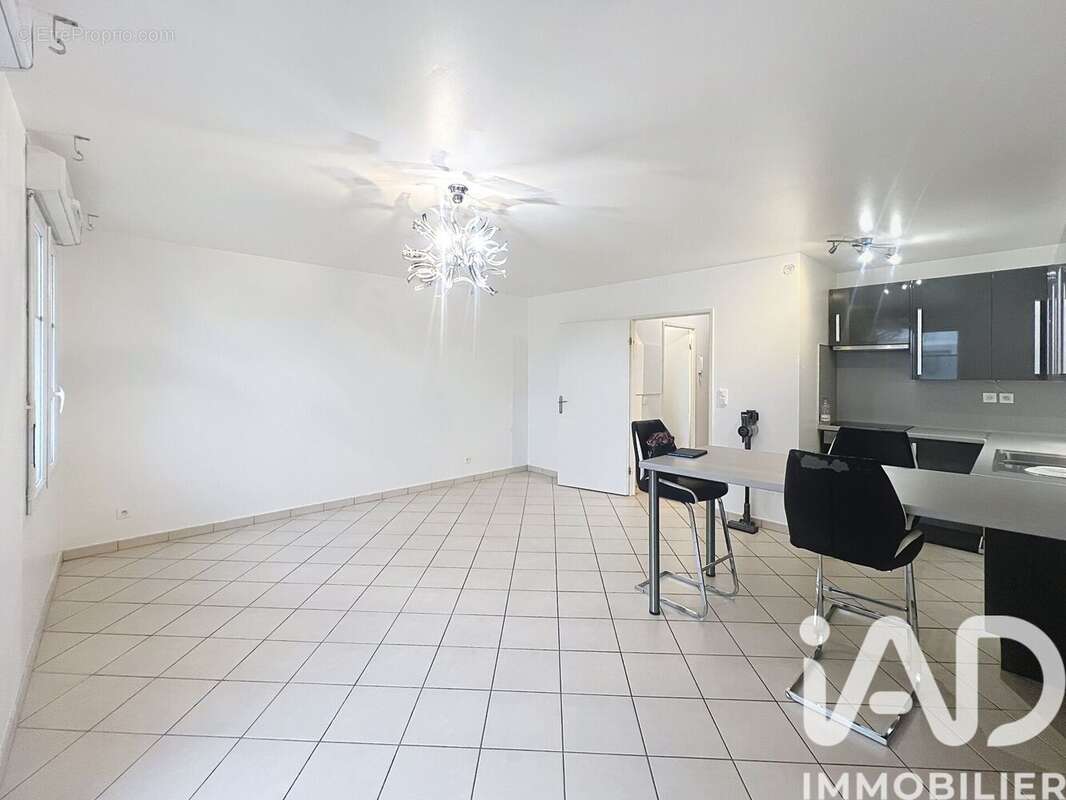 Photo 2 - Appartement à PONTAULT-COMBAULT