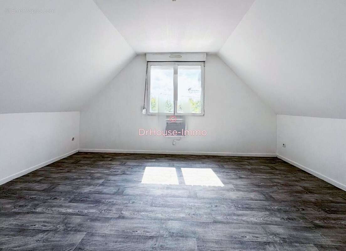 Maison à FACHES-THUMESNIL