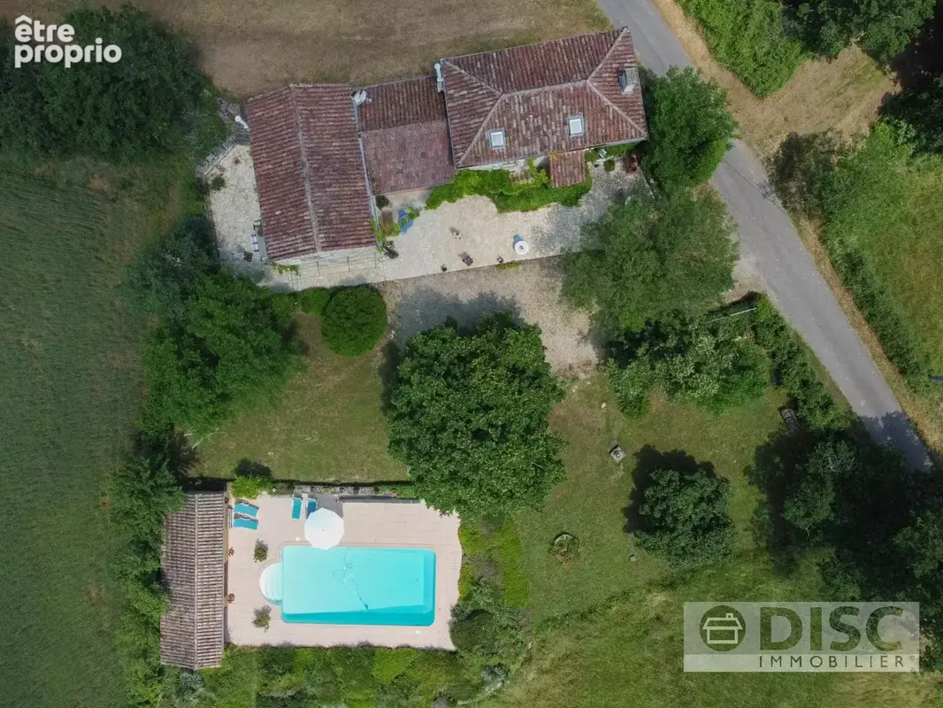 Belle maison avec dépendance, jardin et piscine - photo 6