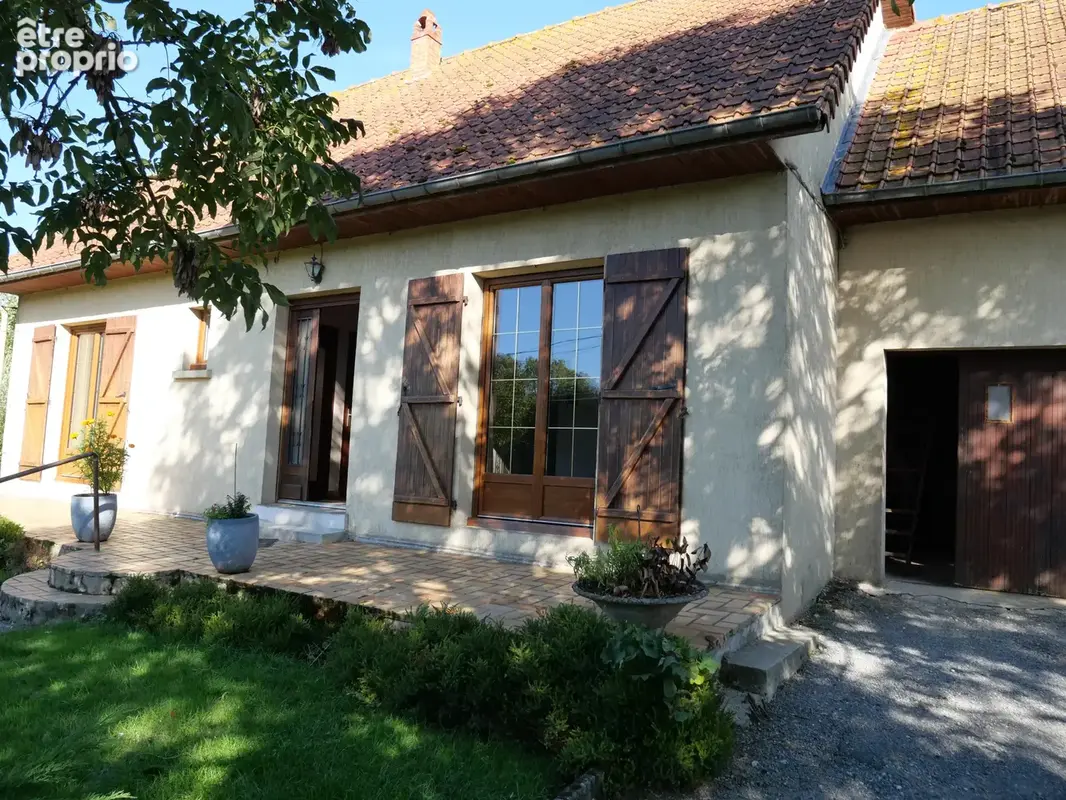 Photo Maison à Favieres au prix de 283 500€