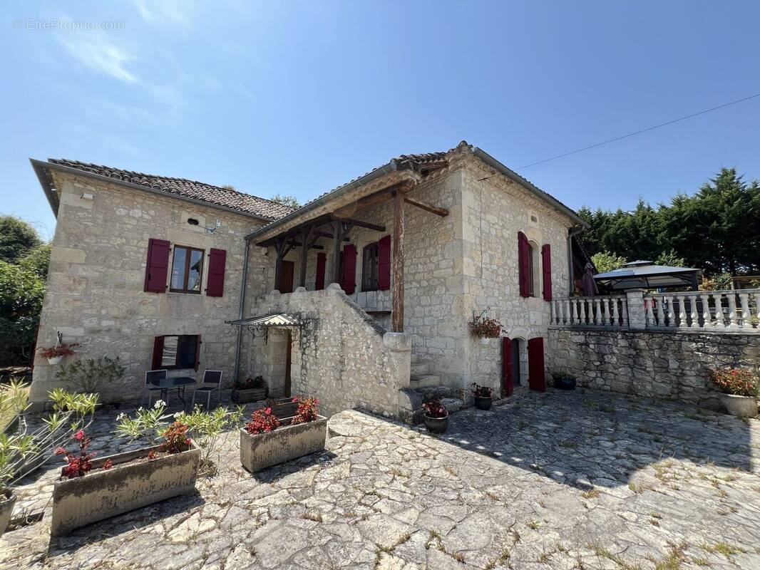 Maison à BOURG-DE-VISA