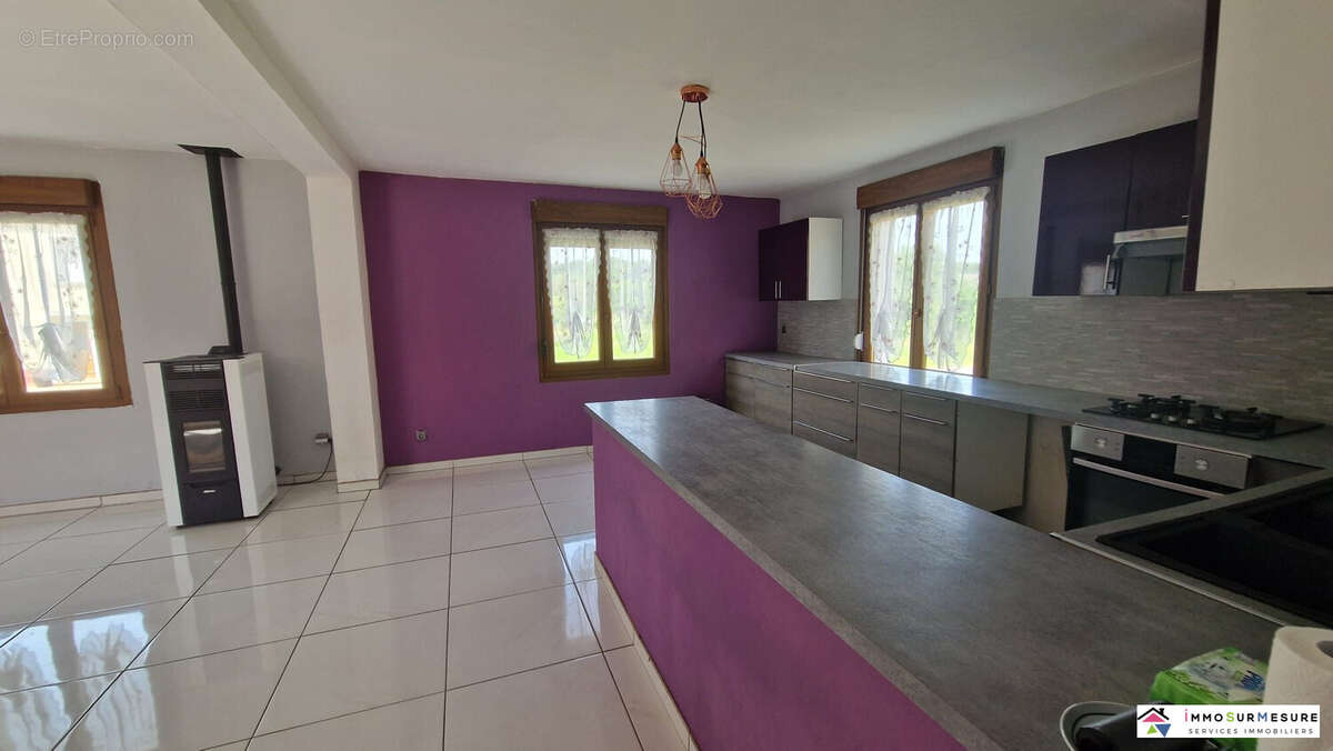 Maison à REBREUVIETTE
