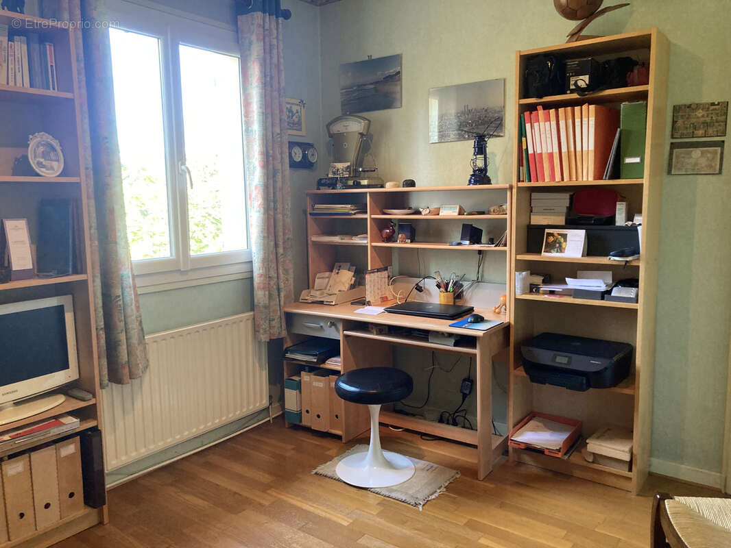 Maison à VILLIEU-LOYES-MOLLON