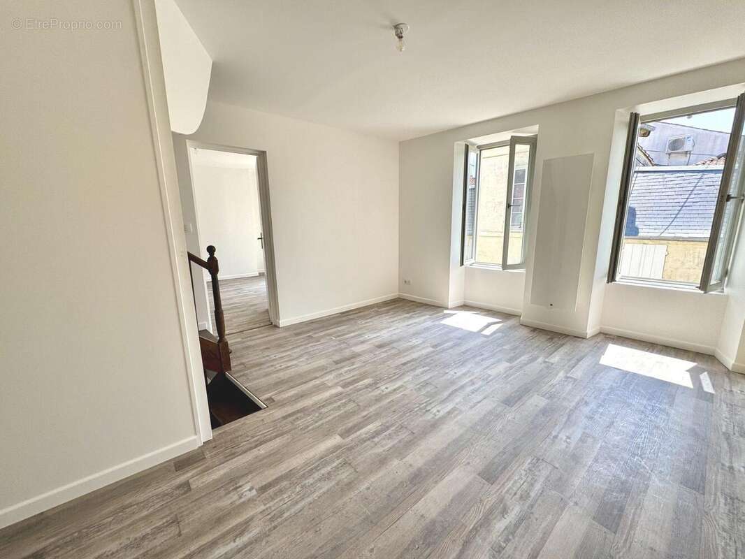 Maison 4 pièces 160 m² à vendre à Cognac (16100) - photo 5