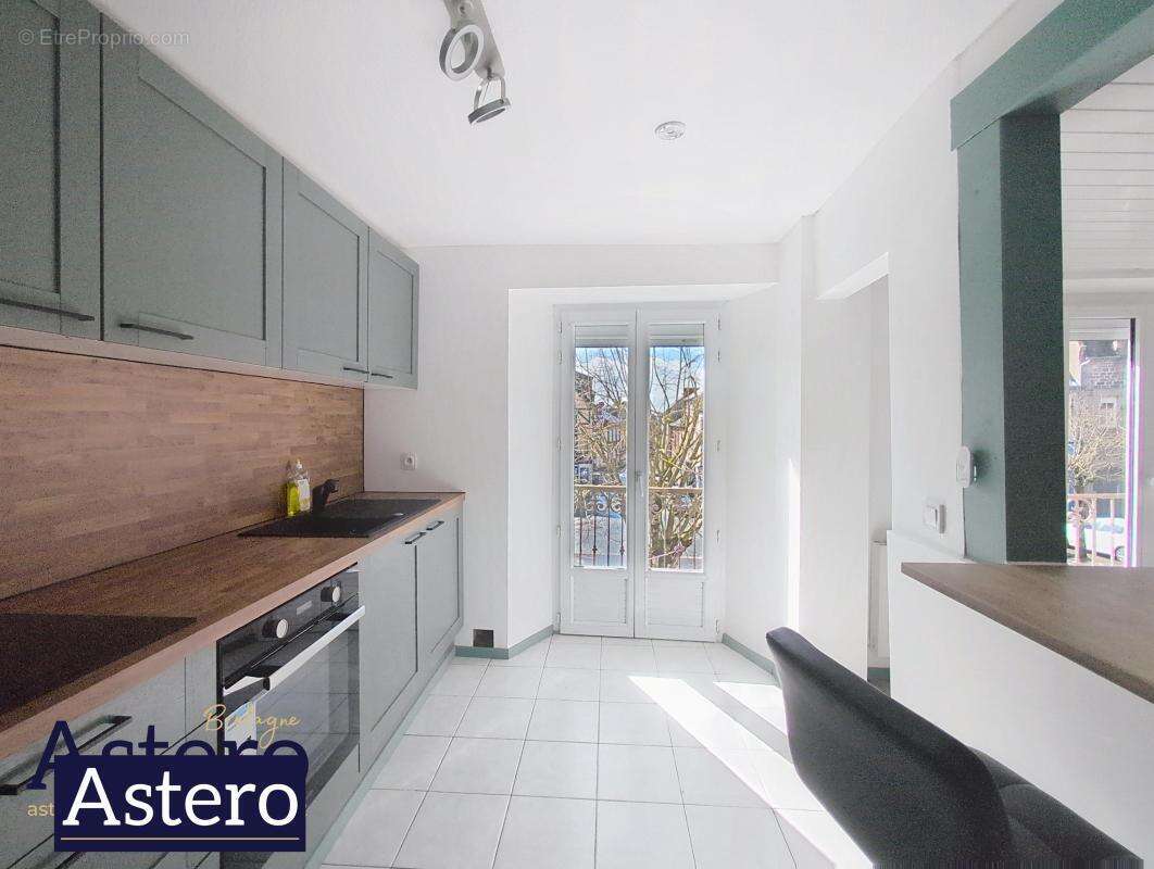 Maison à SAINT-MEEN-LE-GRAND